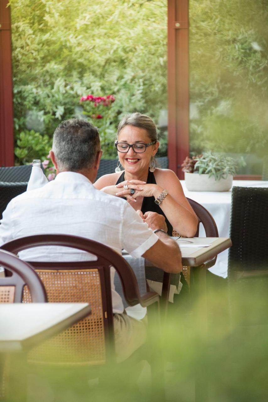 Logis Hotel Restaurant La Brasserie Treignac Exterior foto